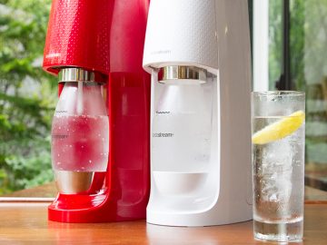 日本限定のミニサイズも登場！ 今話題の「ソーダストリーム」が注目される理由とは？