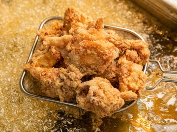 毎月150万個も売れている！ 長崎発祥『福まん家』の「あご出しから揚げ」が美味しい理由
