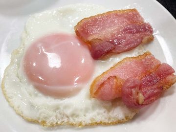 牛丼チェーンの「最強朝食」はコレ！ 吉野家・松屋・すき家・なか卯の朝食を全部食べ比べてみた